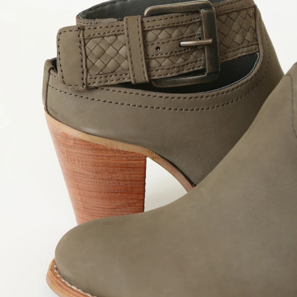 CREVO Eva Leather Ankle Boot Mink Gray - Picture 5 of 10